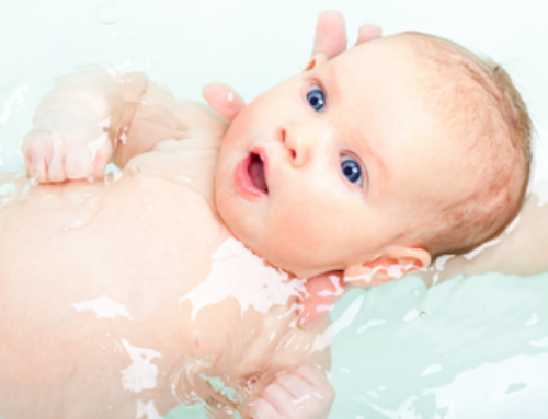 ¿Bañar a tu bebé? Crea una experiencia para tu pequeño